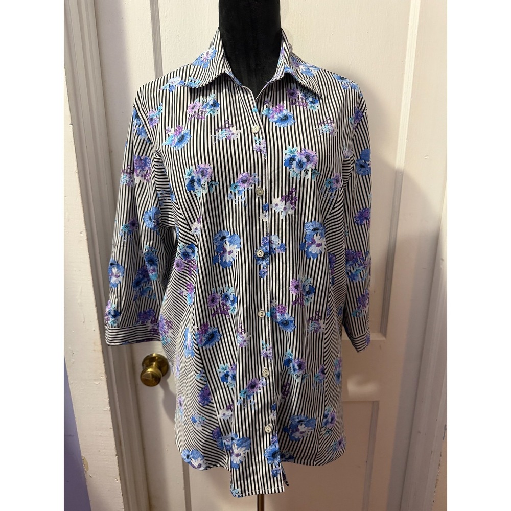 Vintage Southern Lady Black and White Striped Floral Long Sleeve Button Down Top